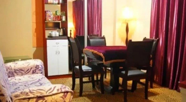 Lichuan 2012 Boutique Hotel, Book Boutique Lichuan Hubei