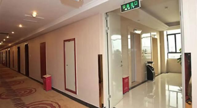 Vienna International Hotel Heyuan Agile Garden Branch