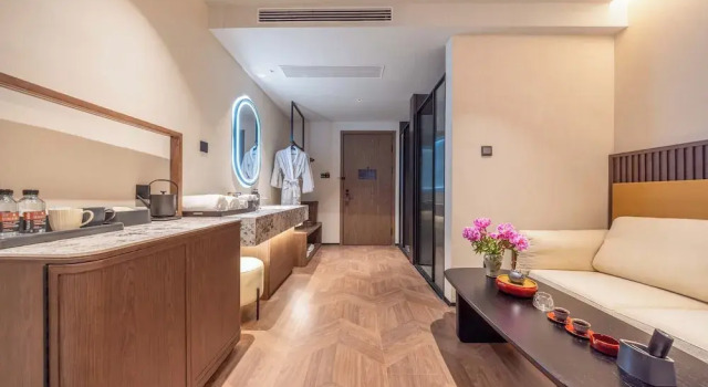 Yi Nian Fangcun Hotel, Rezerwuj Hotel Donghu 
