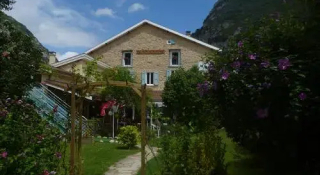 La petite auberge de niaux, Réserver Auberge de jeunesse Hôtels SPA à Niaux, SPA