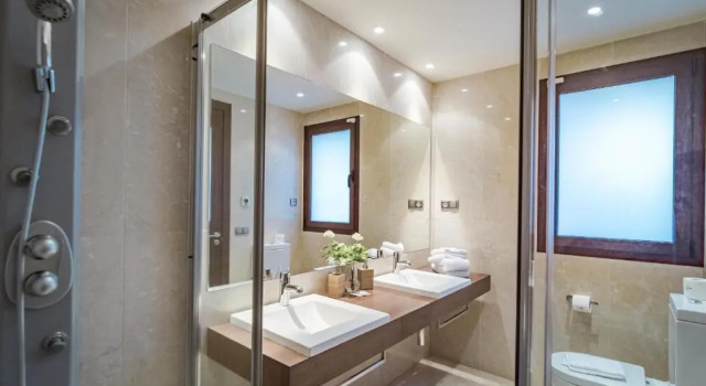 MDB19 - Penthouse near Puerto Banus. Families only, Забронировать Апартаменты/квартира Отели Марбелья с парковкой, рядом с Playas del Duque, Парковка