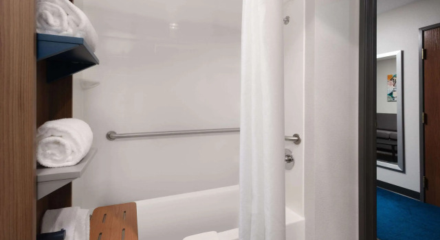 Microtel Inn & Suites by Wyndham Rapid City
