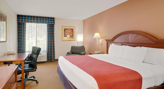 Standard Doppel Zimmer Ramada by Wyndham Provo