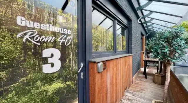 Guesthouse ROOM40, Забронировать Гостевой дом Мальмеди 