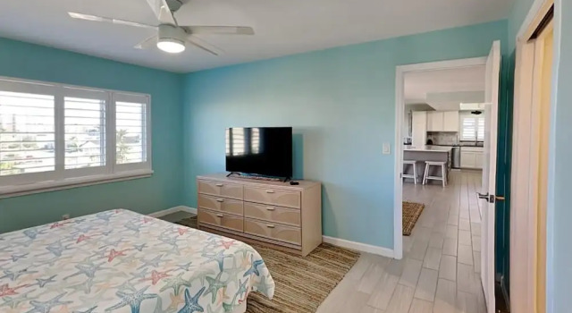 Sand Caper by Distinctive Beach Rentals, Забронировать Апартаменты/квартира Отели Fort Myers Area с парковкой, Парковка