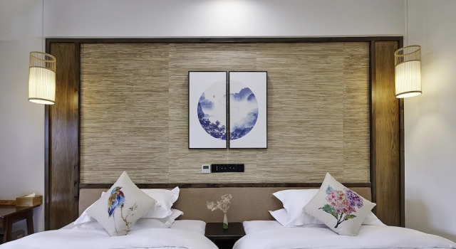 Номер Comfort Floral Hotel Deqing Qinzizaiju