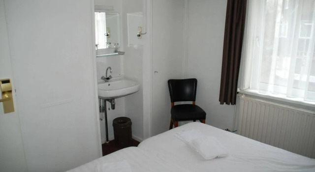 Hotel Café Restaurant Abina, Забронировать Отель Амстелвен 