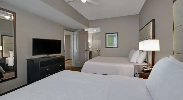 Двухместный люкс с 2 комнатами Homewood Suites by Hilton Hamilton, NJ