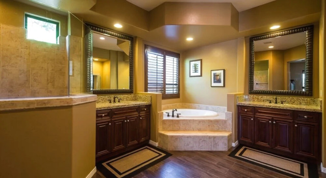 Stagecoach Luxury Four Bedroom Home