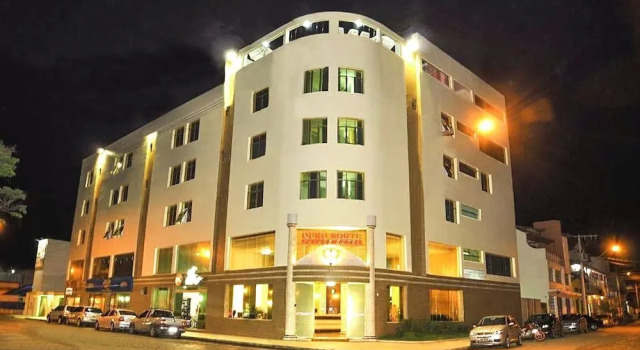 Hotel Ouro Norte, Забронировать Отель Джанауба Минас-Жерайс