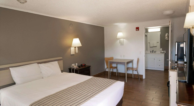 Suburban Studios Mentor - Cleveland Northeast, Prenota Hotel Mentor Ohio