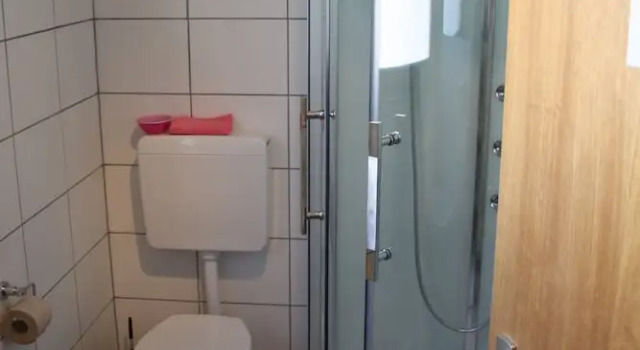 Кровать в общем номере Gästezimmer Lußhardthof
