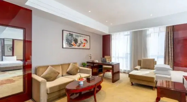Четырёхместный номер Business Tianjin Liye Garden Hotel