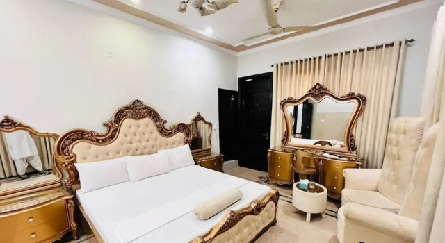 Номер Standard Family Guest House In E-11 Islamabad