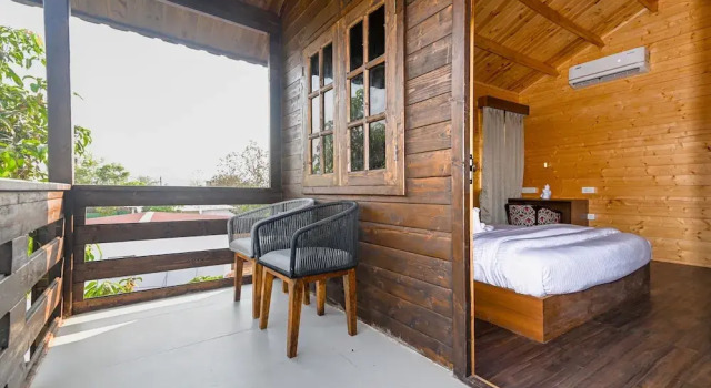 Номер Luxury Axiom Retreat
