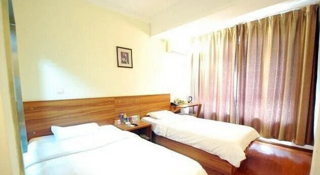 Pengchengyi Express Hotel, Boek Hotel Hotels in Shenyang met parkeren, Parkeren