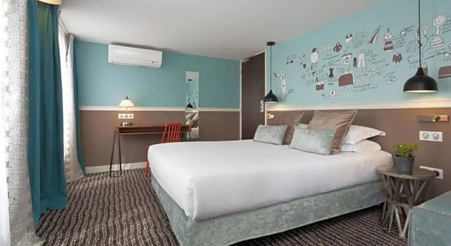 Номер Deluxe с балконом Hôtel des 3 Poussins