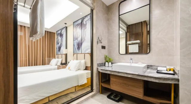 Двухместный номер Deluxe с видом на город Muong Thanh Luxury Ha Long Centre Hotel