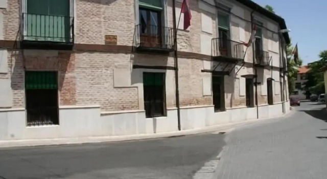 La Mesnadita, Réserver Auberge de jeunesse Olmedo 