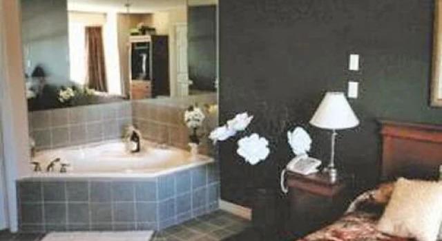 GEOHoliday at Haliburton Heights, Haliburton, Canada, Varaa Hotelli  