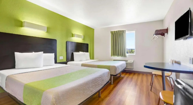 Четырёхместный номер Standard Motel 6-Silver City, NM