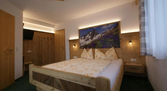 Ferienwohnung Bergheim, Rezerwuj Hotel Hotele w Tyrol z parkingiem, Parking