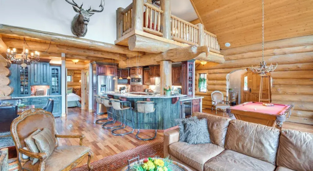 Sauna & Hot Tub: Mtn-view Retreat in Silverthorne!, Rezerwuj Dom wakacyjny Hotele w Vail Ski z parkingiem, Parking