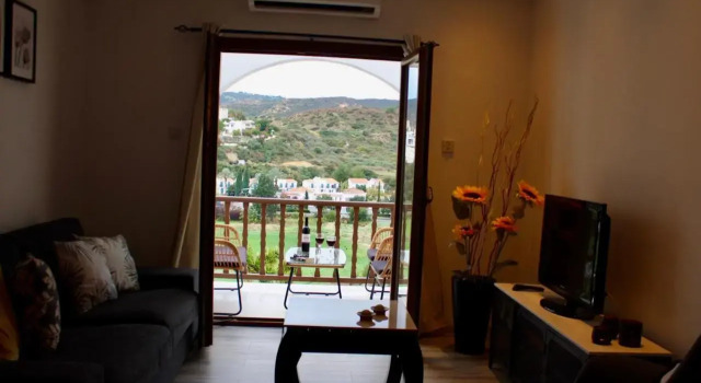 skeleas 10, Boek Hotel Pissouri Limassol