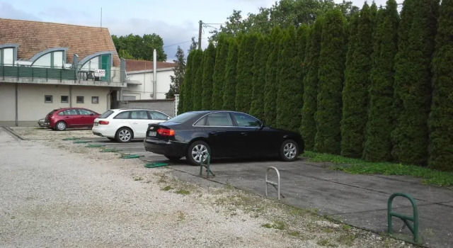 Студия Piroska Apartman