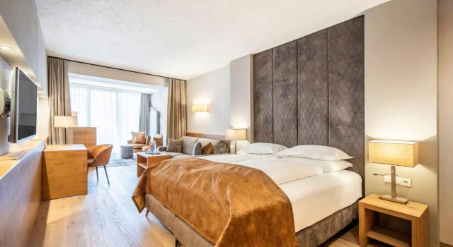 Номер Standard Quellenhof Luxury Resort Passeier