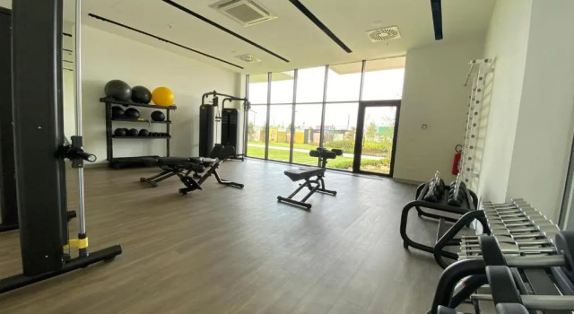 Апартаменты Stunning 1bdr serviced apartment with pool&gym,