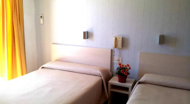 Трёхместный номер Standard Hotel Tramontana