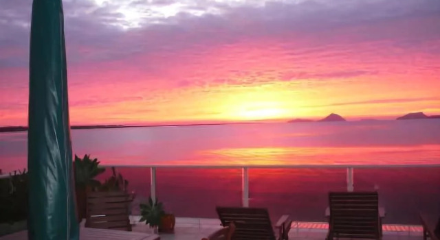 The Mitchells Waterfront Bed & Breakfast, Забронировать Отель Солджерс-Пойнт Port Stephens
