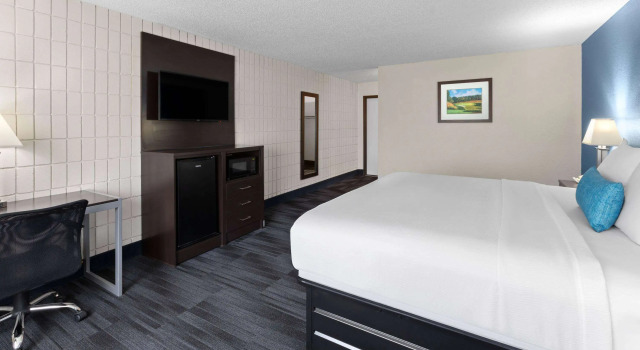 Baymont Inn and Suites by Wyndham Farmington, MO, Prenota Hotel Farmington Ozark