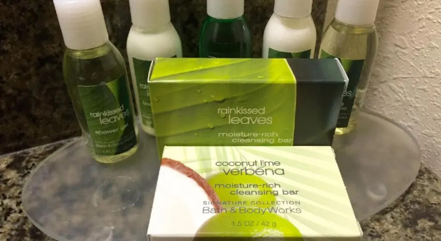Номер Standard Club Hotel Nashville Inn & Suites