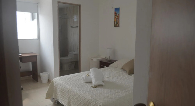 Vacation House by the Beach in Cartagena With Wifi tv and ac