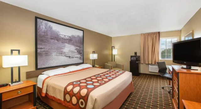 Номер Standard Super 8 by Wyndham Ottawa