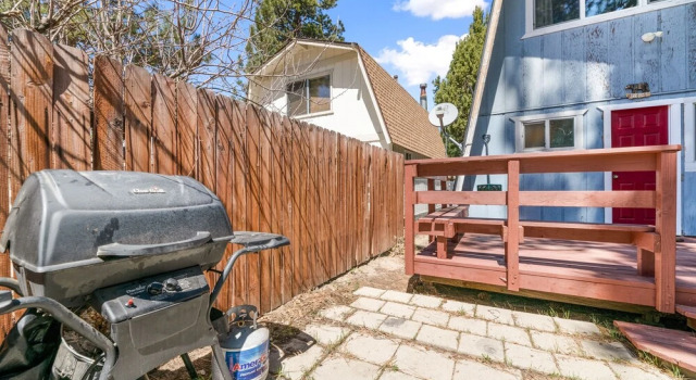 The Grizzly Grotto - Gorgeous Gambrel With Gaming Consoles And Fast Wifi! 3 Bedroom Cabin
