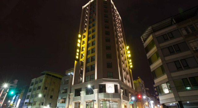 Holiday Inn Express Kaohsiung Love River by IHG, Забронировать Отель Отели Гаосюн 3 звезды, рядом с Kaohsiung Museum of Labor, 3*
