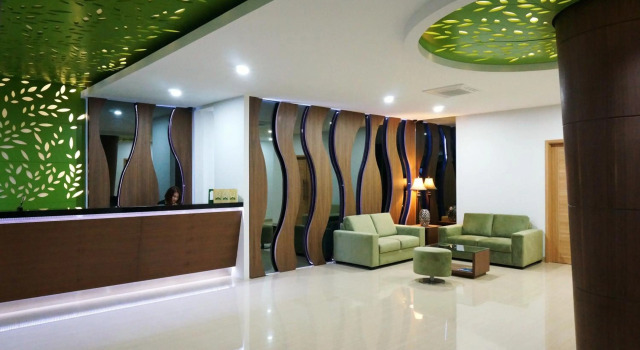 Airy Boulevard Ahmad Yani 17 Manado, Book Hotel Hotels in Sulawesi with Parking, Parking