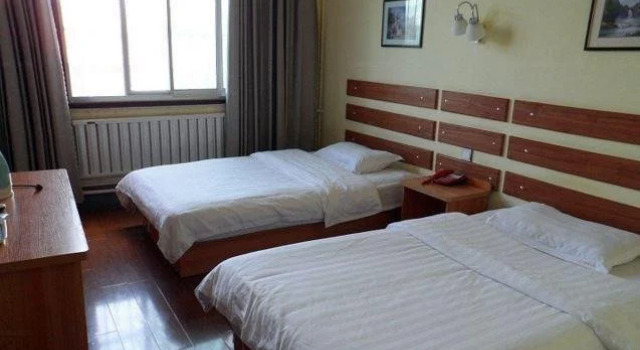 Binzhou Jianing Inn