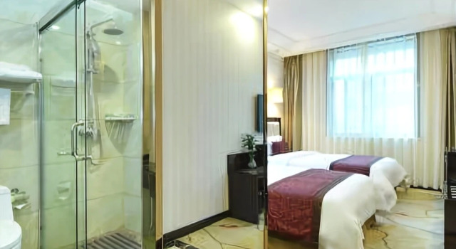 Golden Cube Grand Hotel, Boek Hotel Hotels in Chengdu met parkeren, Parkeren