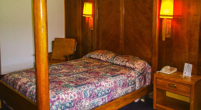 Kings Inn Cleveland, Buchen Sie Hotel Strongsville Ohio