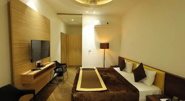 Hotel Darbar-E-Khas, Réserver Hôtel Bareli Uttar Pradesh