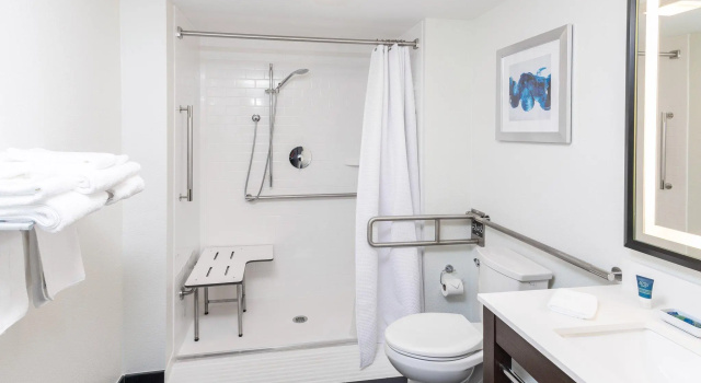 Двухместный номер Standard Four Points by Sheraton Eastham Cape Cod
