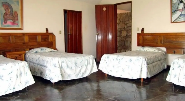 Hotel de la Borda, Забронировать Отель Отели Таско-де-Аларкон с завтраком, Завтраки