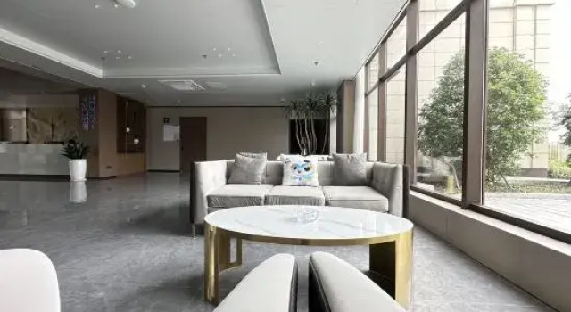 Yangzi Tianyue Hongshan Hotel, Prenota Hotel Hotel a Jiangsu con parcheggio, Parcheggio