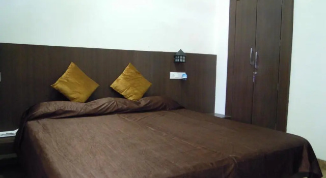 Hotel Grand Barrack