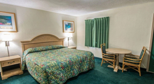 Rodeway Inn Fort Pierce, Reserva ahora Hotel Fort Pierce Shores Florida