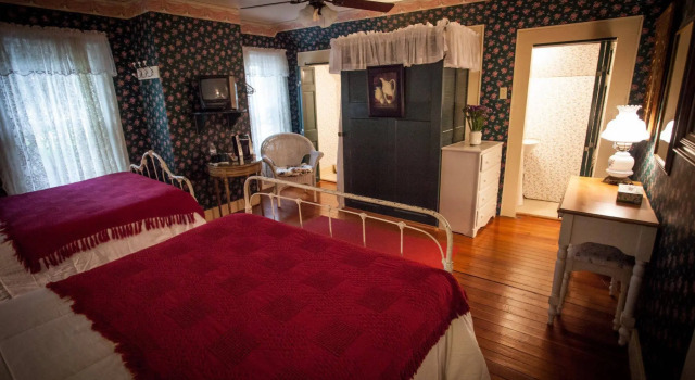 TFreres Bed & Breakfast, Забронировать Отель «постель и завтрак» Лафайетт Acadiana